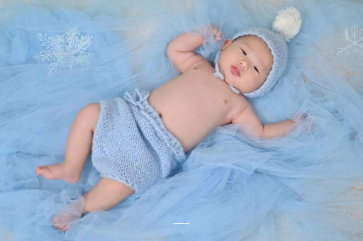 潜江宝宝睡觉摇头